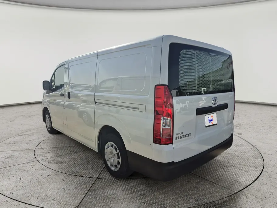 تويوتا هايس بضاعة سقف عالي 2023 