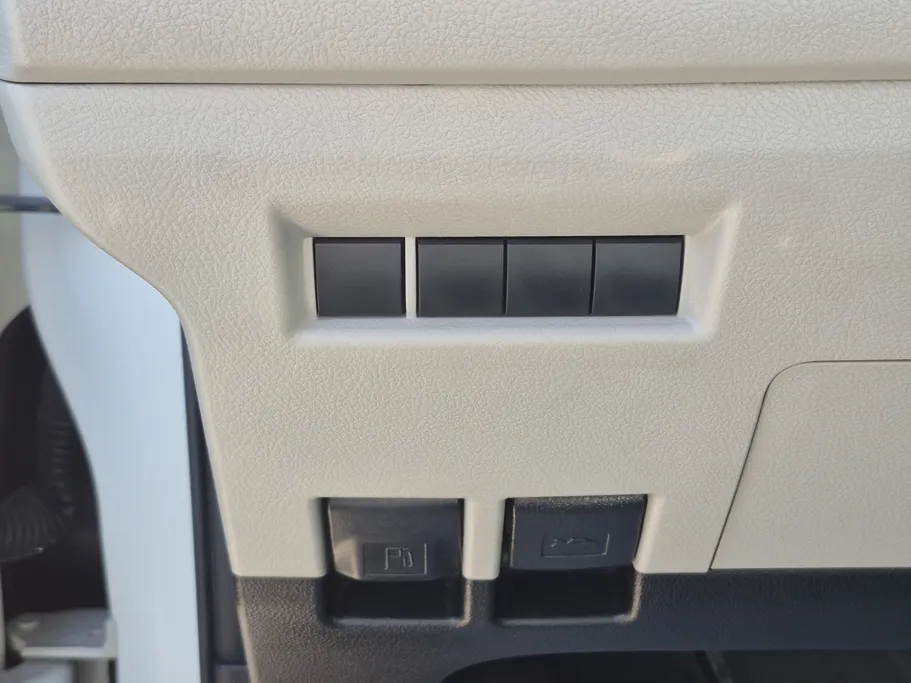 تويوتا هايس بضاعة سقف عالي 2023 