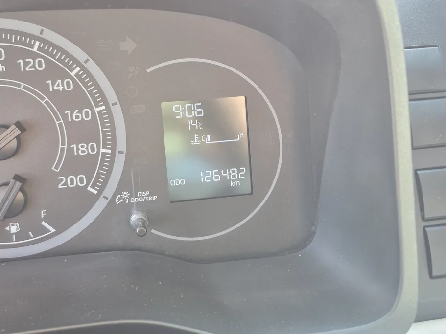 تويوتا هايس بضاعة سقف عالي 2023 