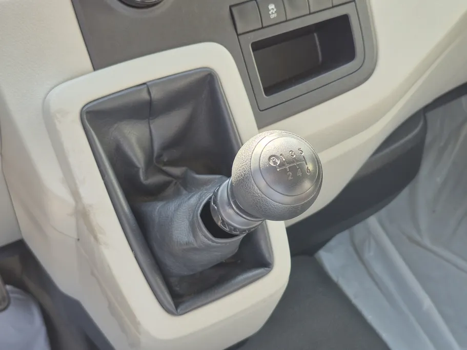 تويوتا هايس بضاعة سقف عالي 2023 