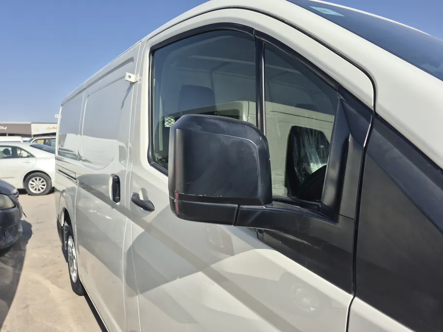 تويوتا هايس بضاعة سقف عالي 2023 