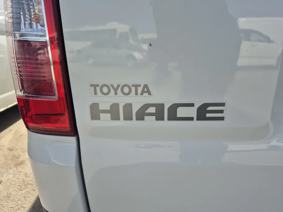 تويوتا هايس بضاعة سقف عالي 2023 