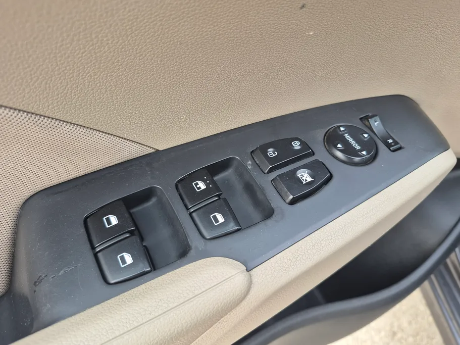 هيونداي اكسنت سمارت 2023 