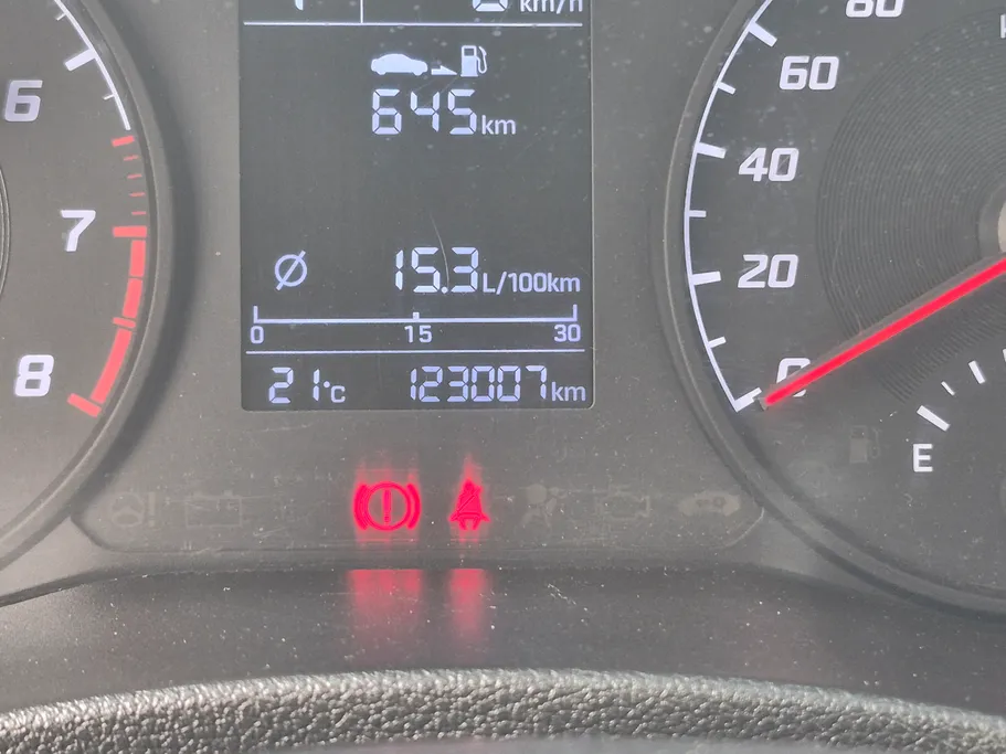 هيونداي اكسنت سمارت 2023 