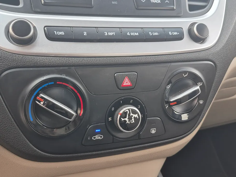 هيونداي اكسنت سمارت 2023 