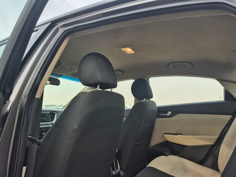 هيونداي اكسنت سمارت 2023 