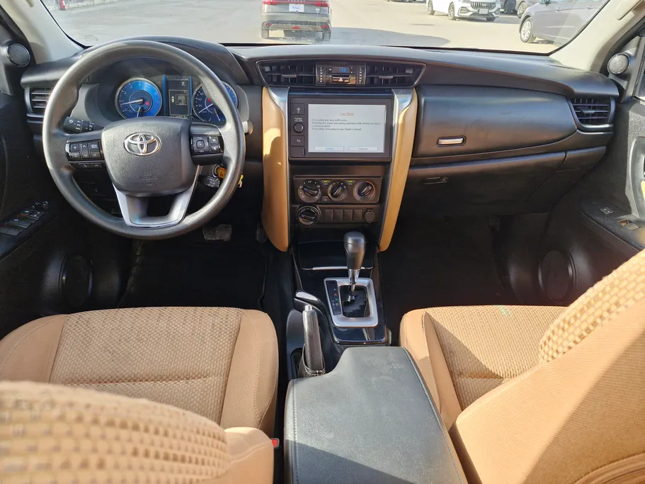 2023 Toyota Fortuner GX2 