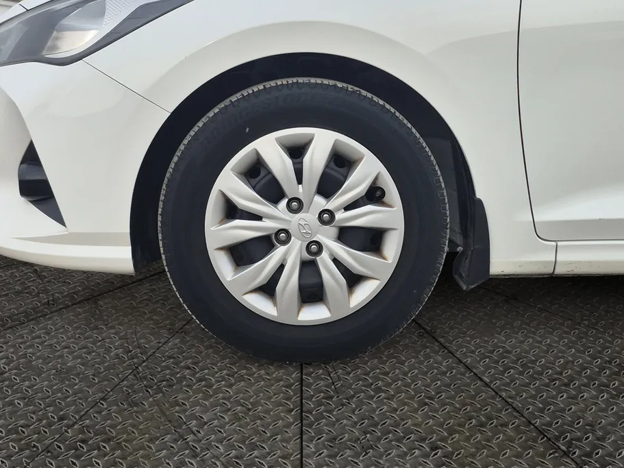 هيونداي اكسنت سمارت 2022 