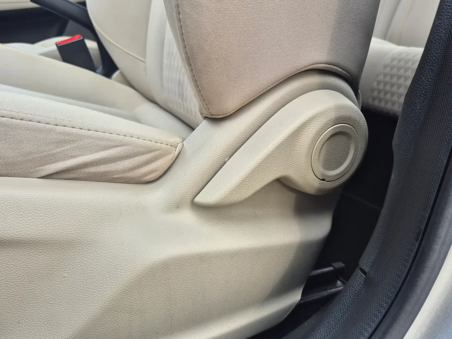 ام جي 5 COM 2022 