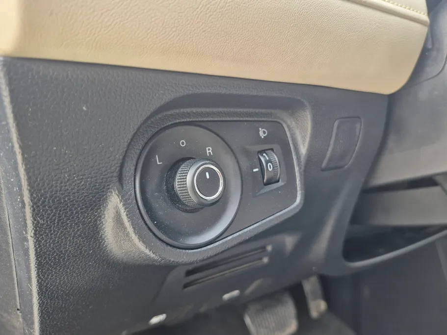 ام جي 5 COM 2022 