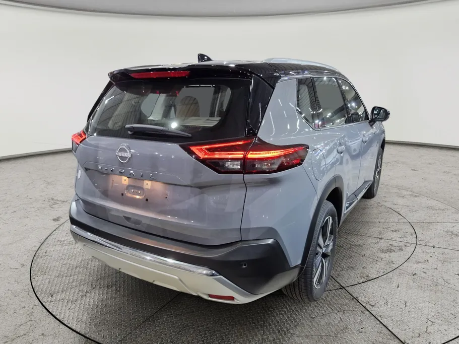 نيسان أكس تريل SL 2025 