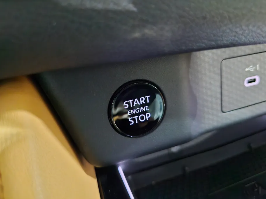 نيسان أكس تريل SL 2025 