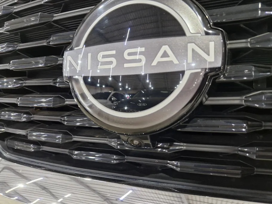 نيسان أكس تريل SL 2025 