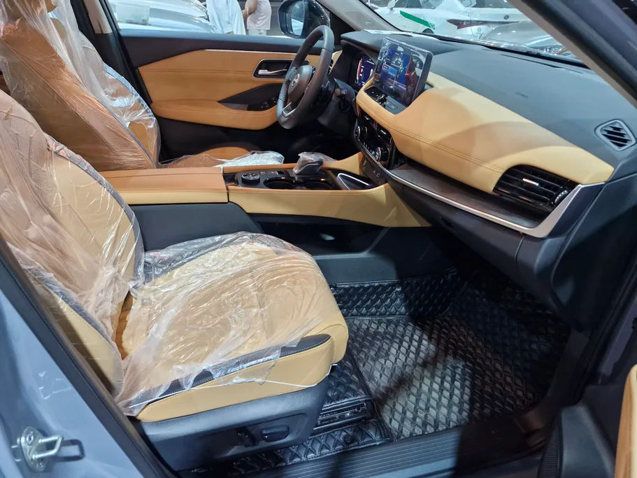 نيسان أكس تريل SL 2025 