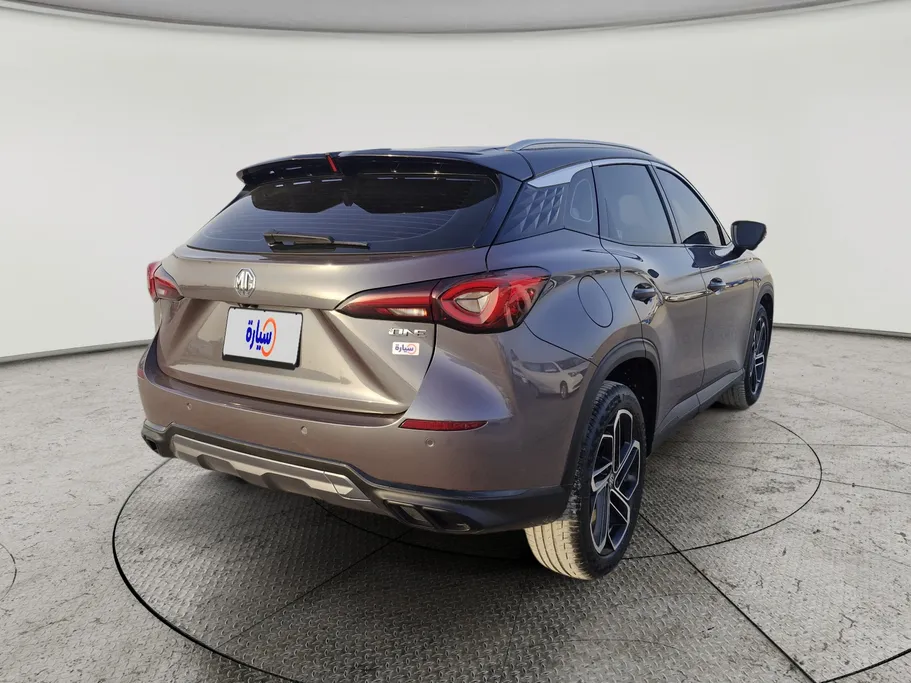 ام جي وان LUX 2023 