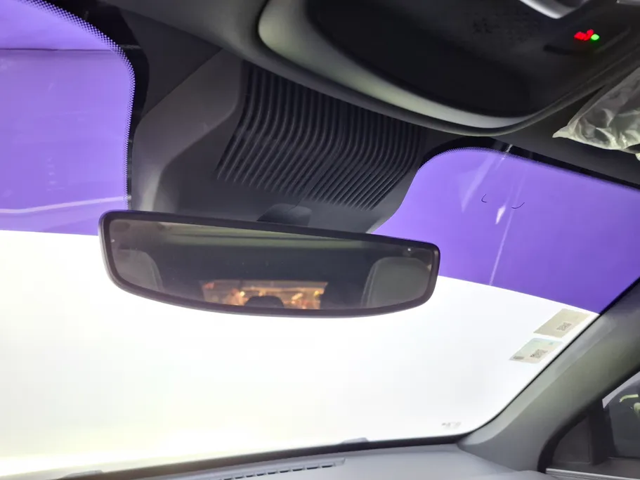 ام جي وان LUX 2023 