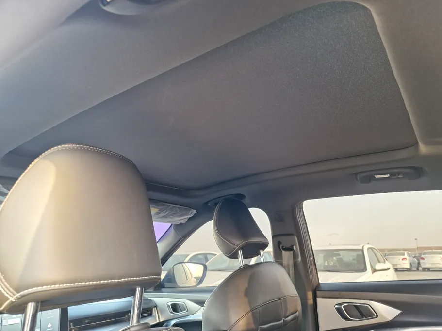 ام جي وان LUX 2023 