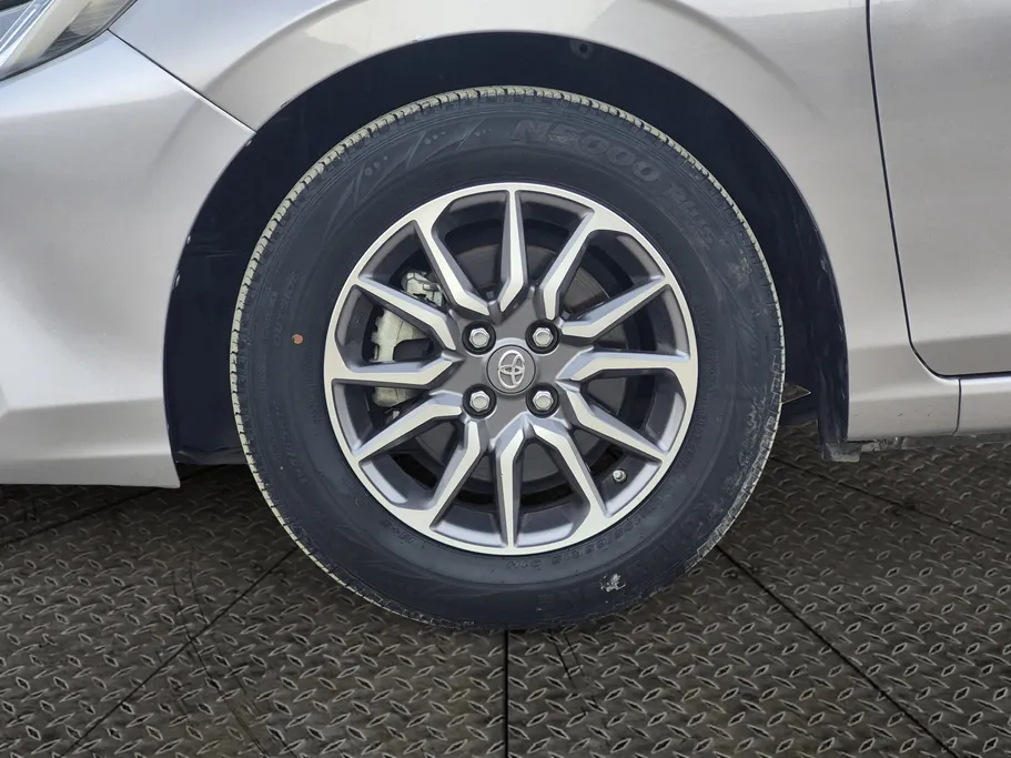 2023 Toyota Yaris  Y 