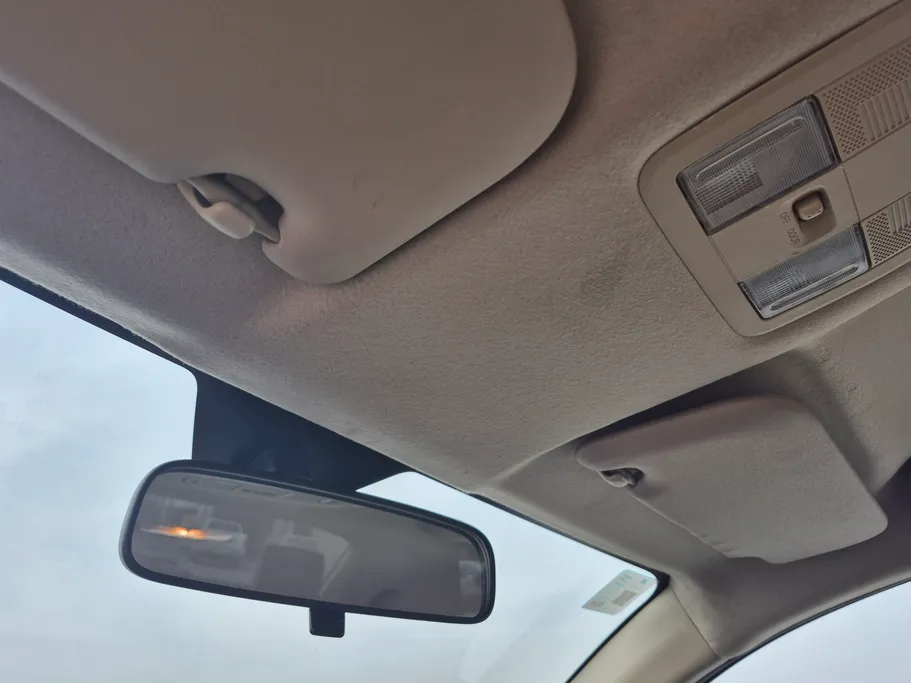 2023 Toyota Yaris  Y 