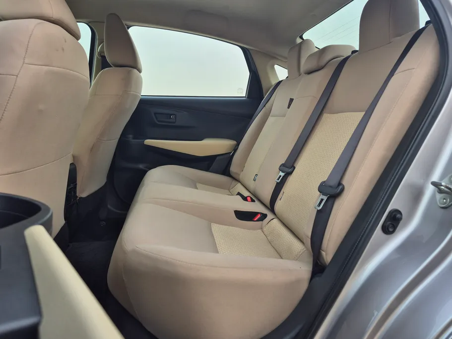 2023 Toyota Yaris  Y 