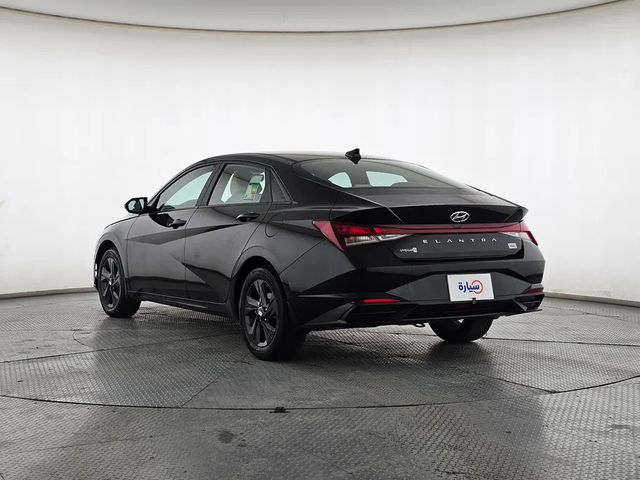 2023 Hyundai Elantra Smart 