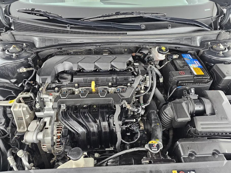 2023 Hyundai Elantra Smart 