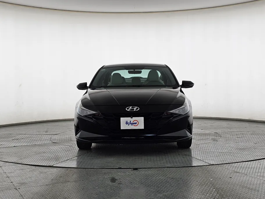 2023 Hyundai Elantra Smart 