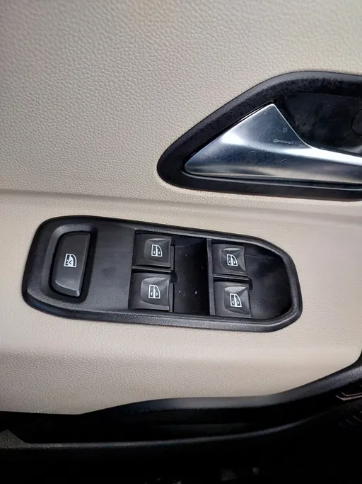 2021 Renault Duster SE 