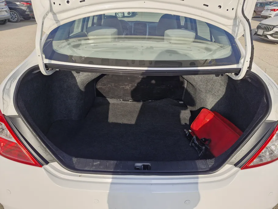 نيسان صني SV 2022 