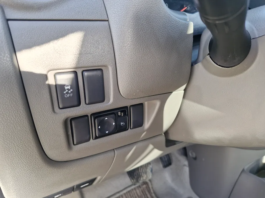 نيسان صني SV 2022 