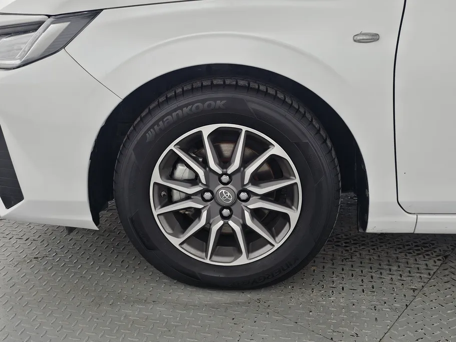 2023 تويوتا Yaris  Y 