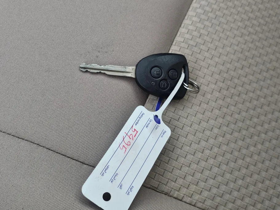 2023 تويوتا Yaris  Y 