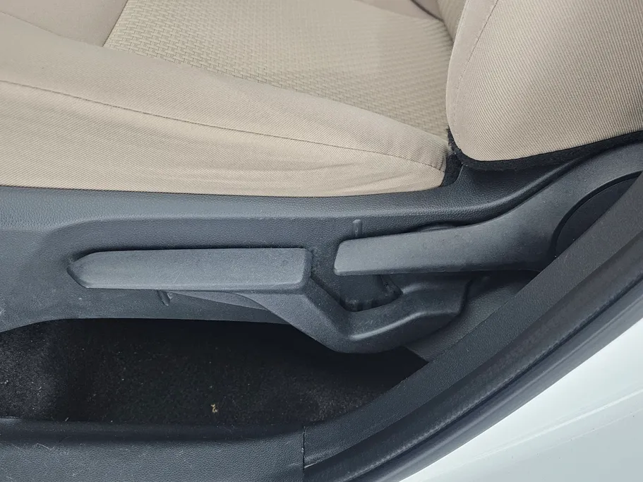 2023 تويوتا Yaris  Y 