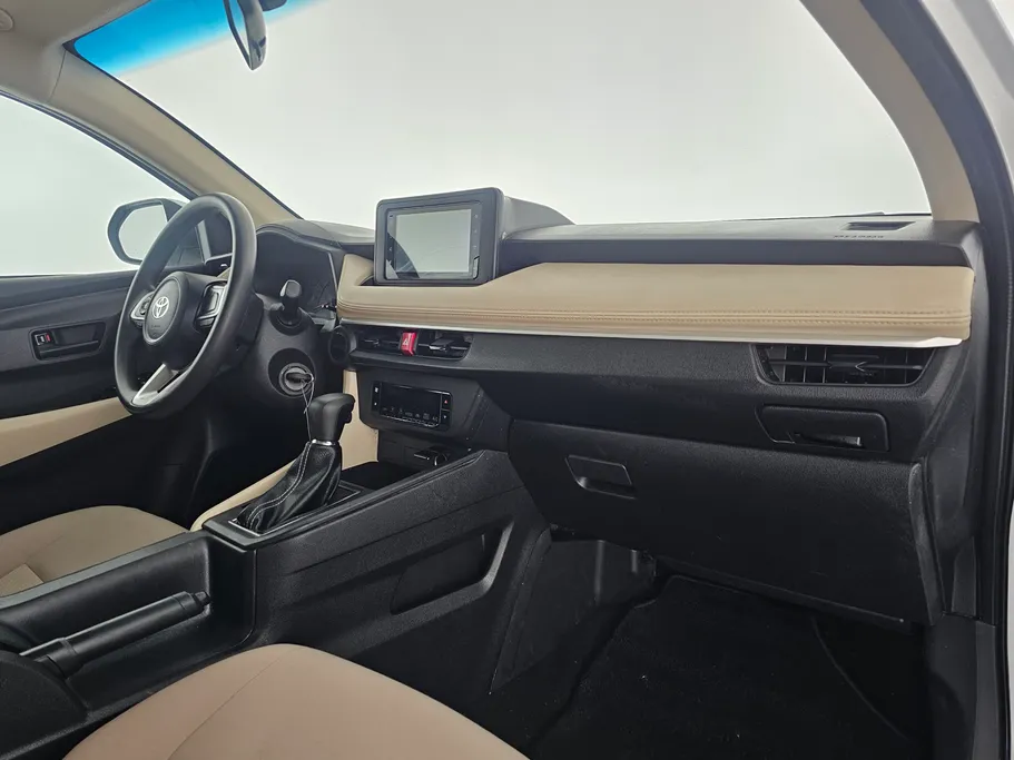 2023 تويوتا Yaris  Y 