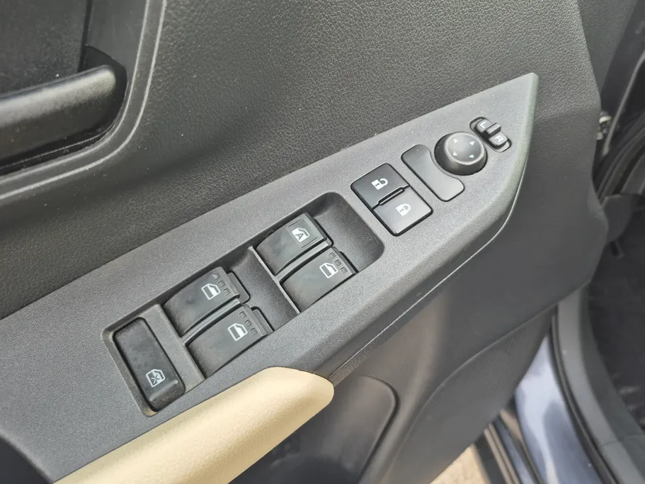 تويوتا يارس Y 2023 