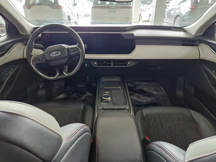 2024 Ford Taurus Trend 