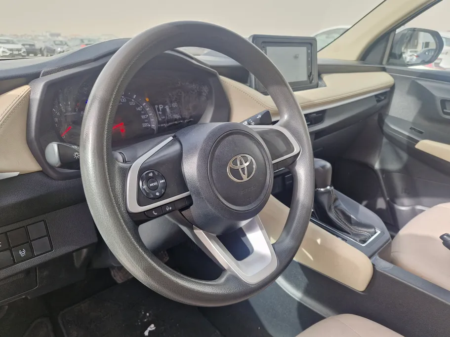 2023 تويوتا Yaris  Y 