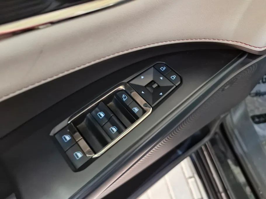 2024 Ford Taurus Trend 