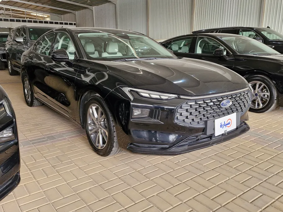 2024 Ford Taurus Trend 