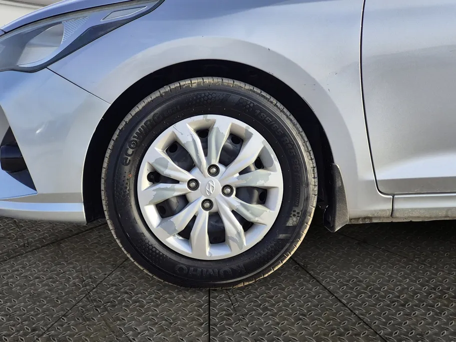 2021 Hyundai Accent Smart 