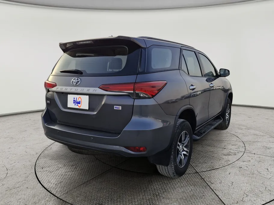 2021 Toyota Fortuner GX 