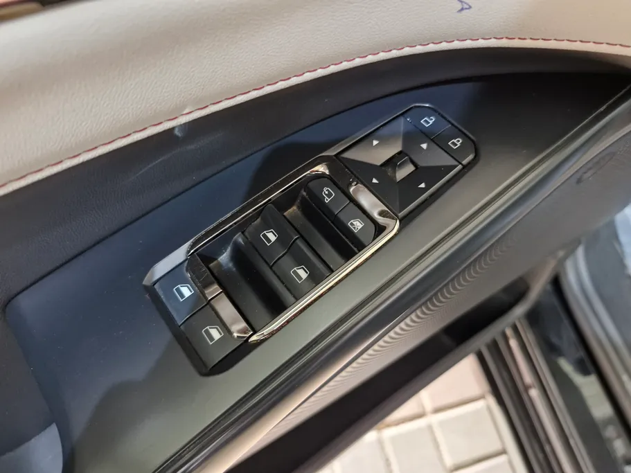 2024 Ford Taurus Trend 