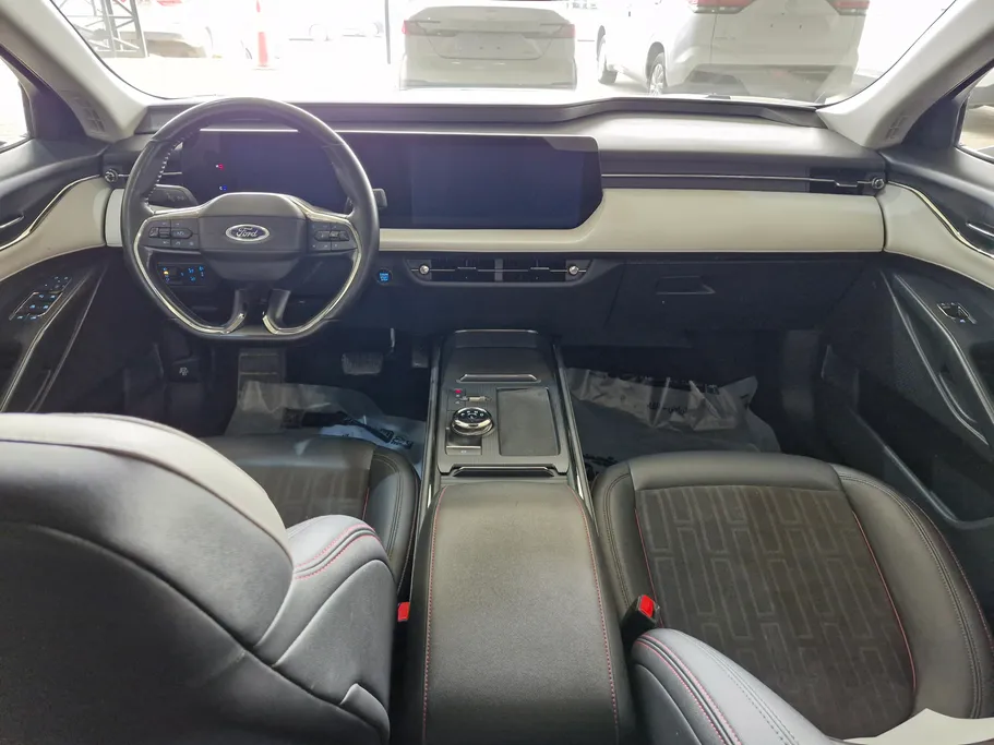 2024 Ford Taurus Trend 