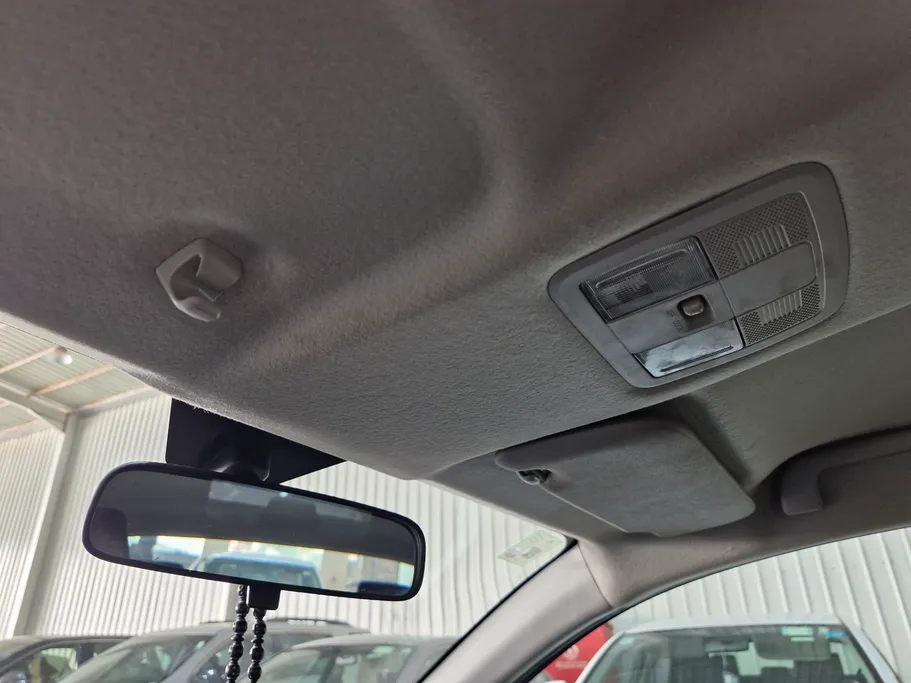 2023 Toyota Yaris  Y 