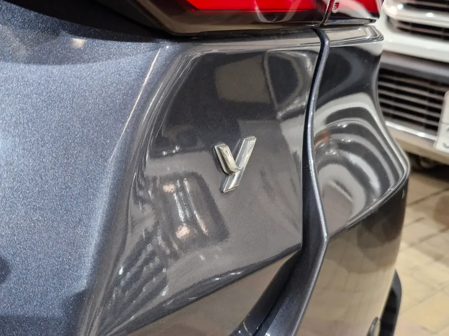 2023 Toyota Yaris  Y 