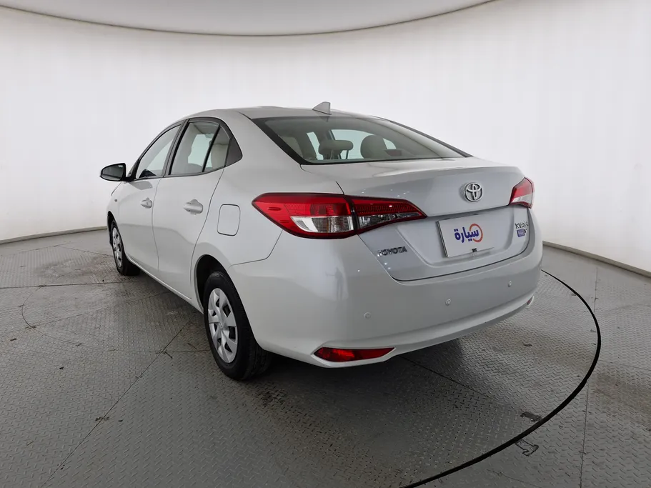 2021 Toyota Yaris  Y 