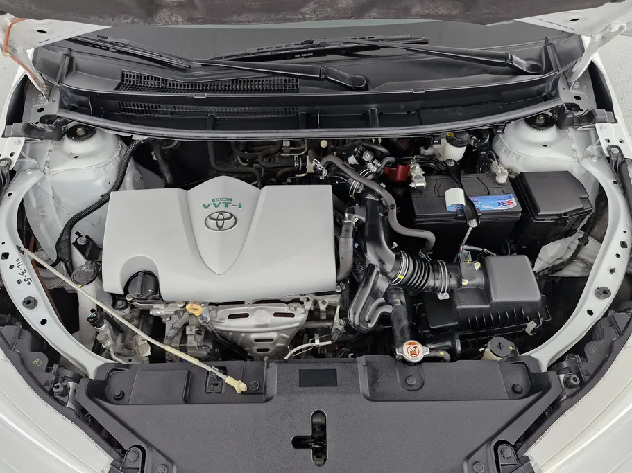 2021 Toyota Yaris  Y 