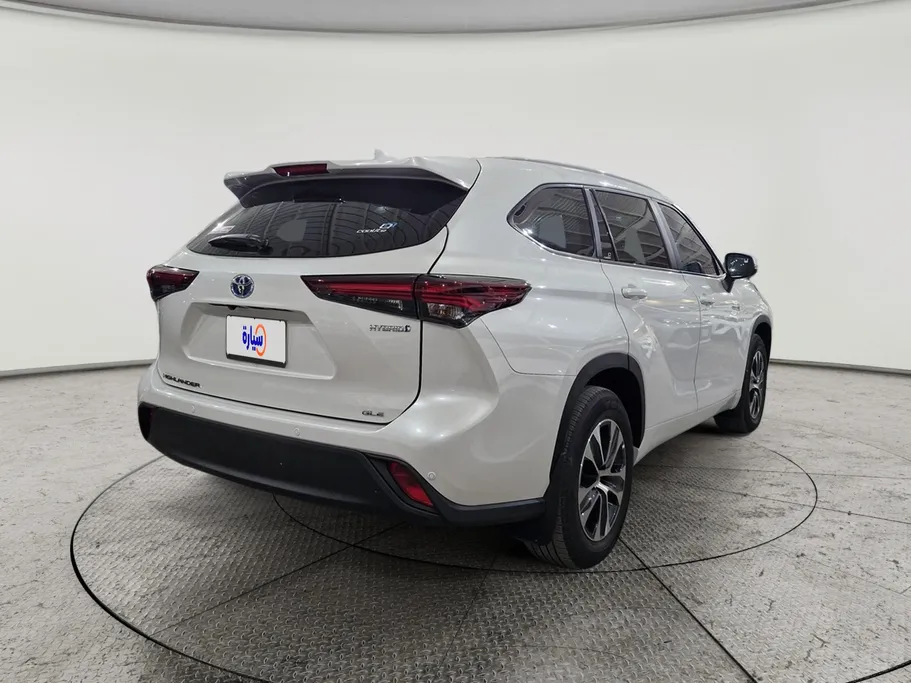 تويوتا هايلاندر GLE 2024 