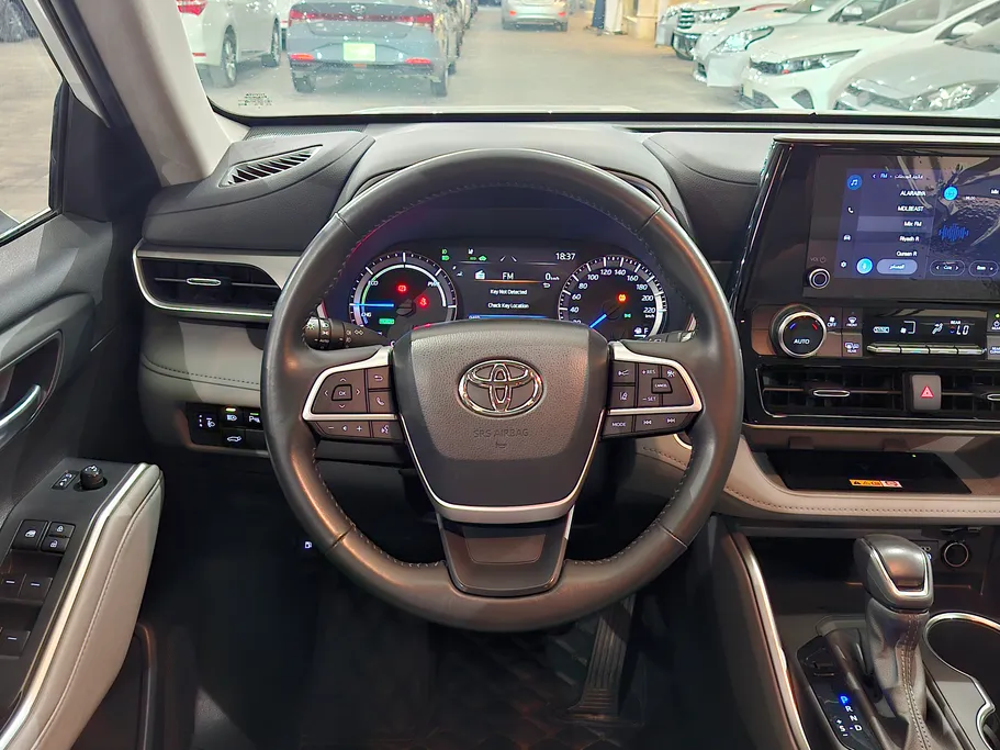 تويوتا هايلاندر GLE 2024 