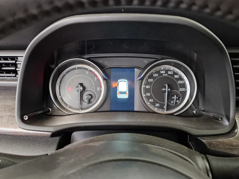 سوزوكي ارتيجا GLX 2025 